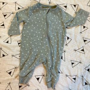 Newborn bodysuit
